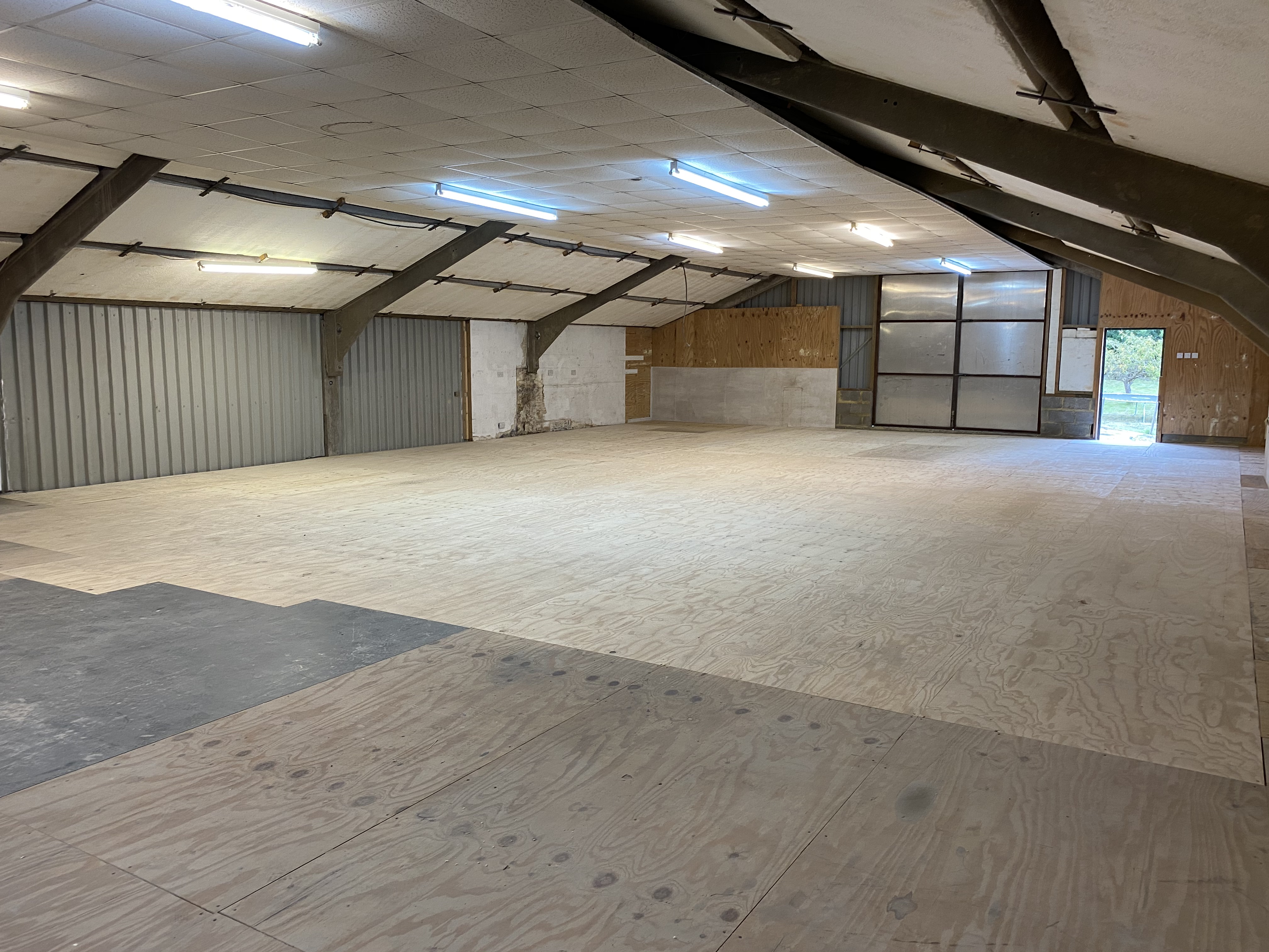 Storage in Faversham - photo 4