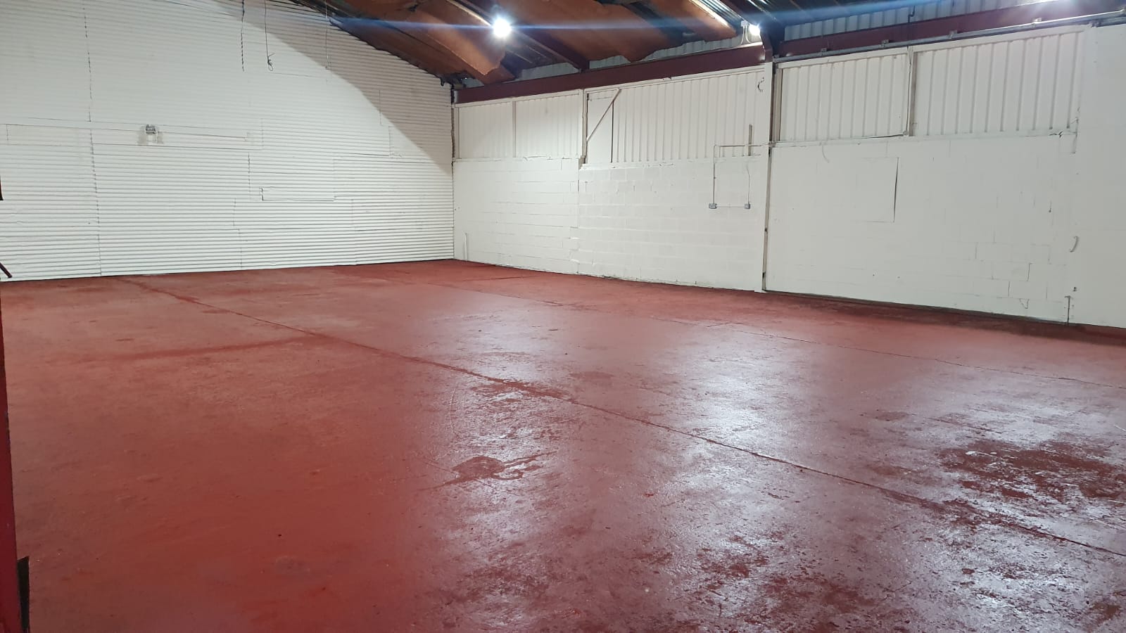 Industrial Unit in Pentre - photo 2