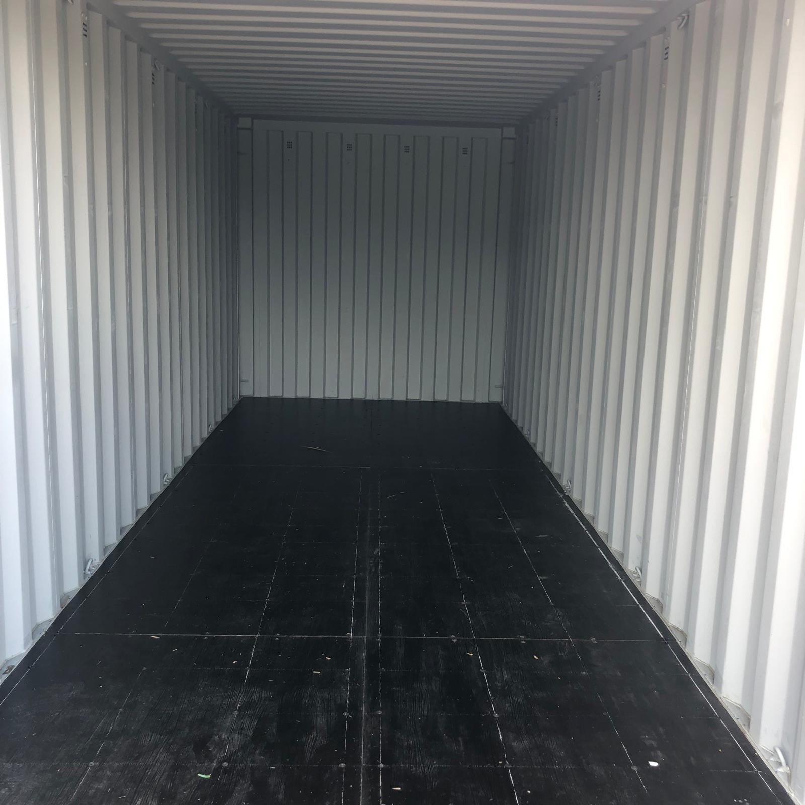 Storage in Newark - photo 2