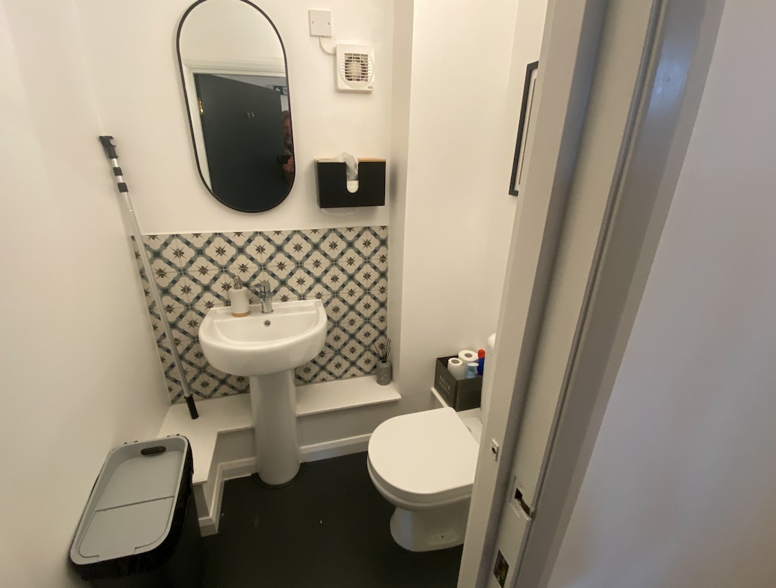 Office in Stamford - photo 4