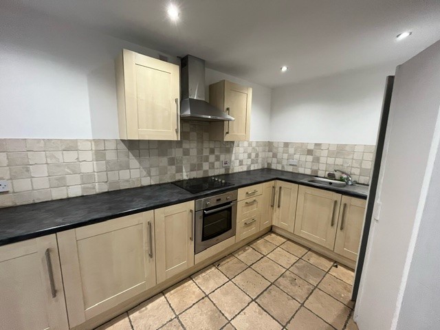 Industrial Unit in Telford - photo 3