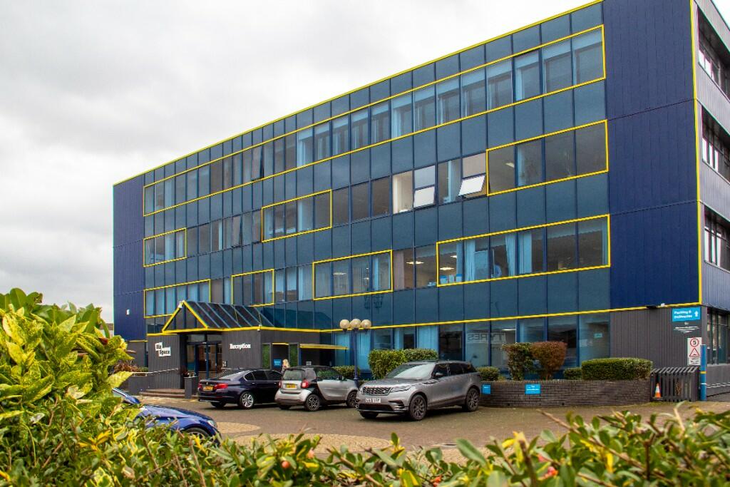 Industrial Unit in Waltham Abbey - photo 3