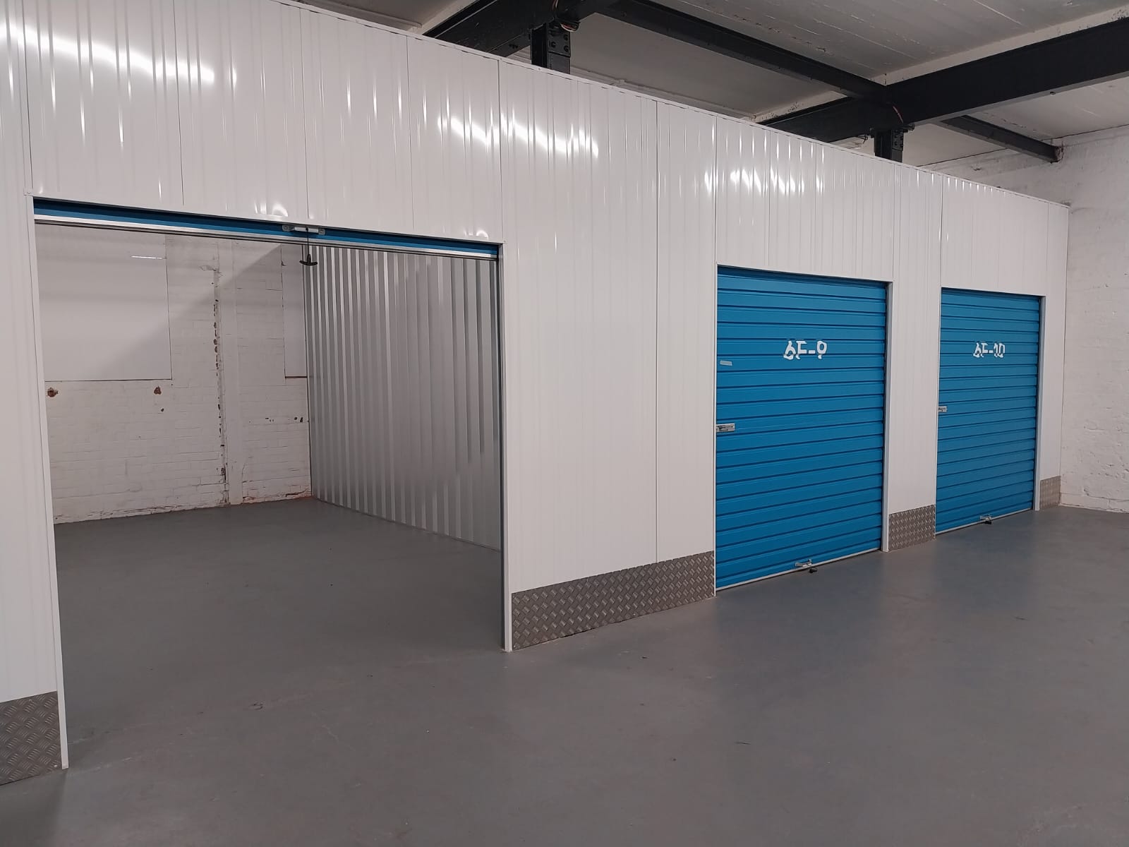 Storage in Bradford - photo 4