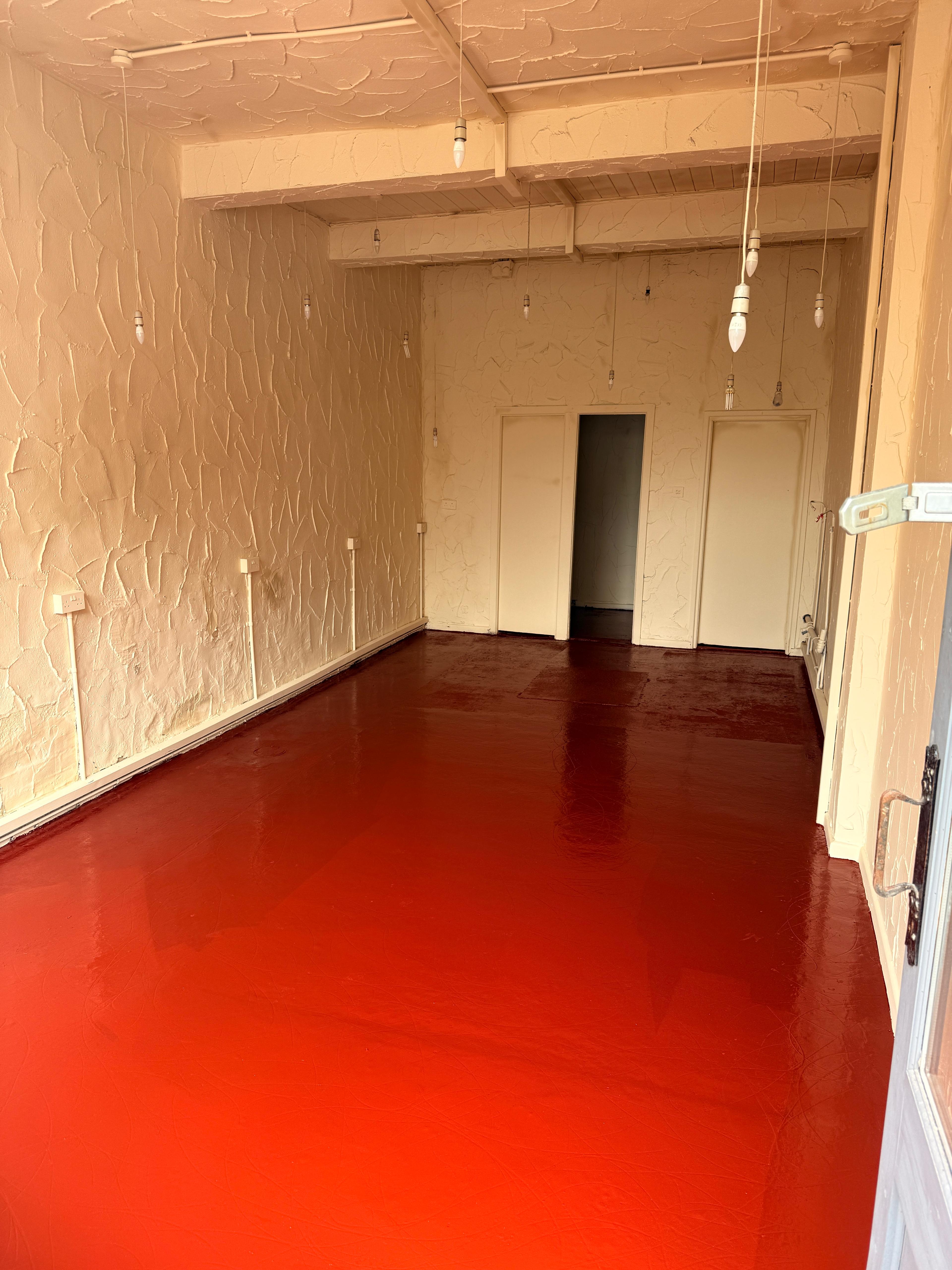 Retail/Shop in Burnley - photo 3