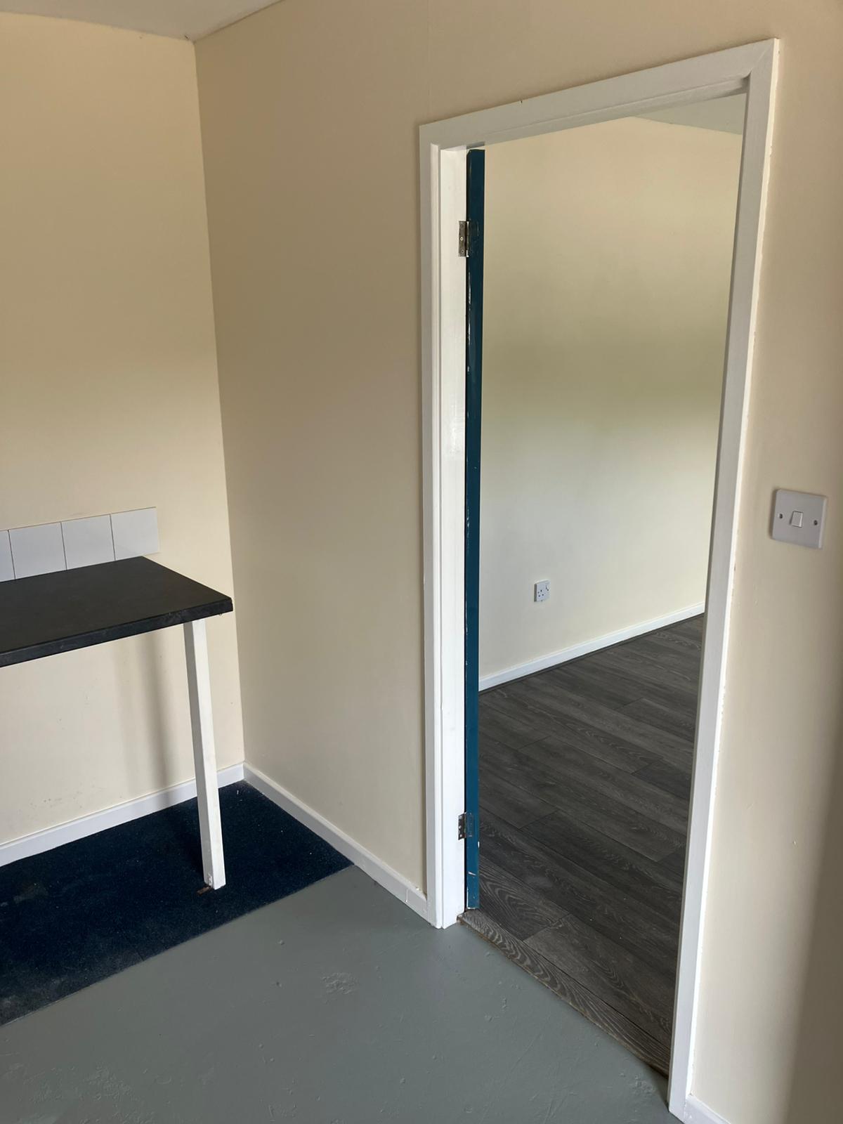 Industrial Unit in Nottingham - photo 3