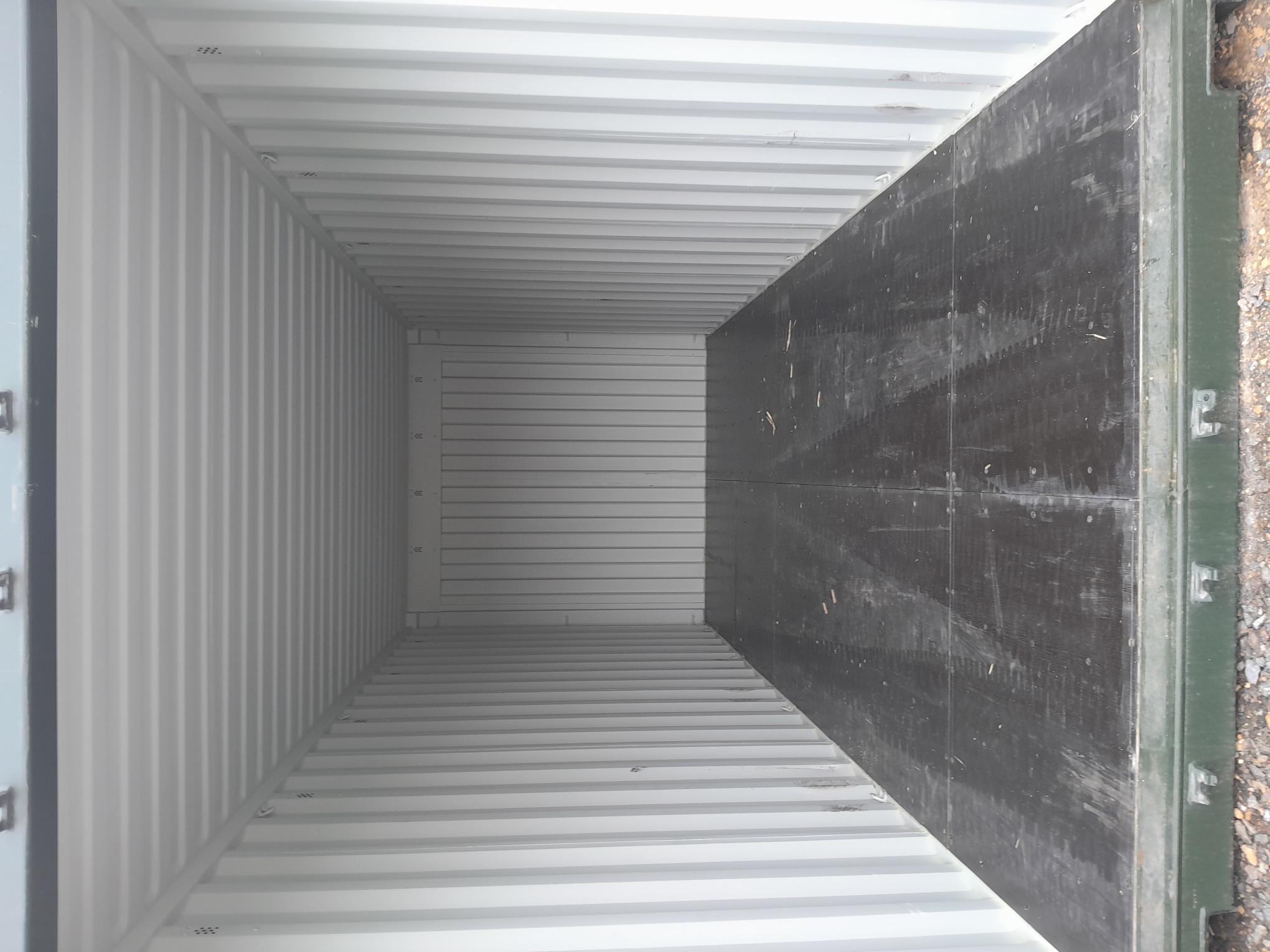 Storage in Newark - photo 2