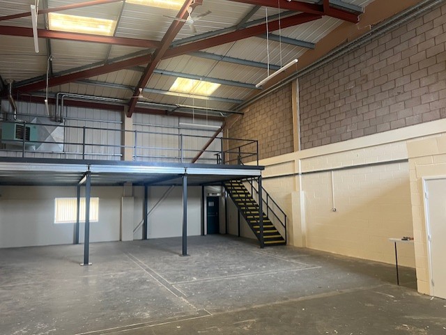 Office in Nuneaton - photo 2