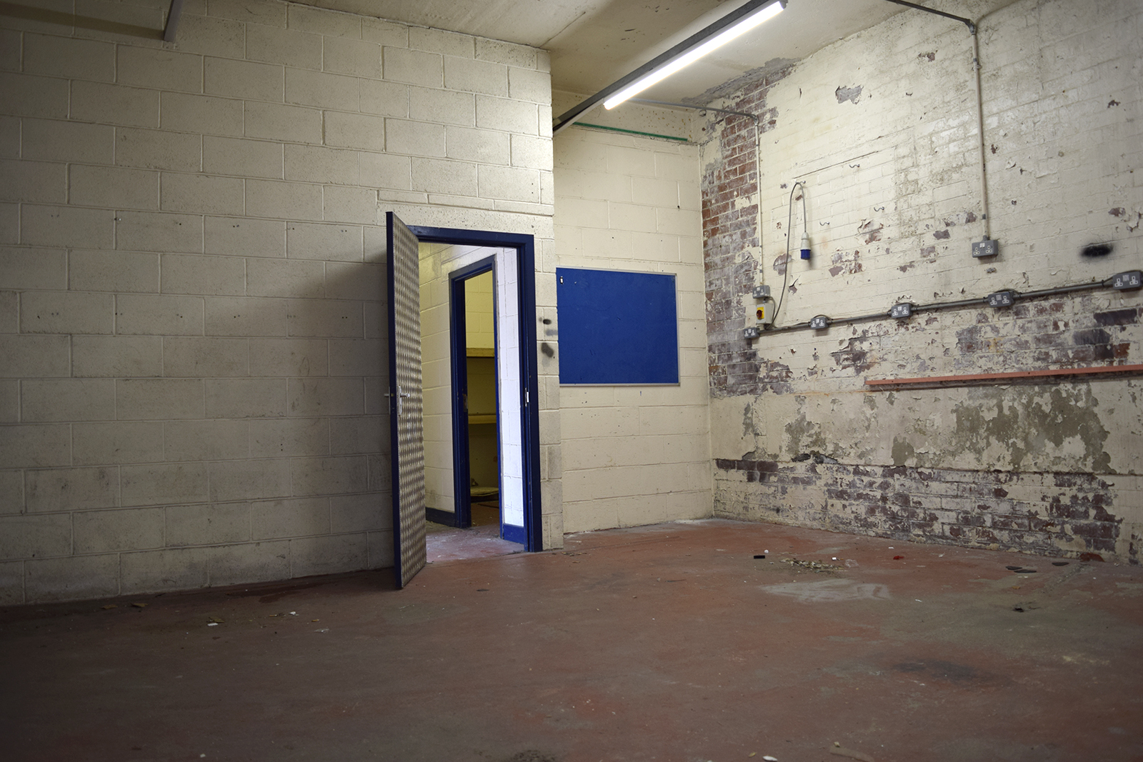 Storage in Accrington - photo 3