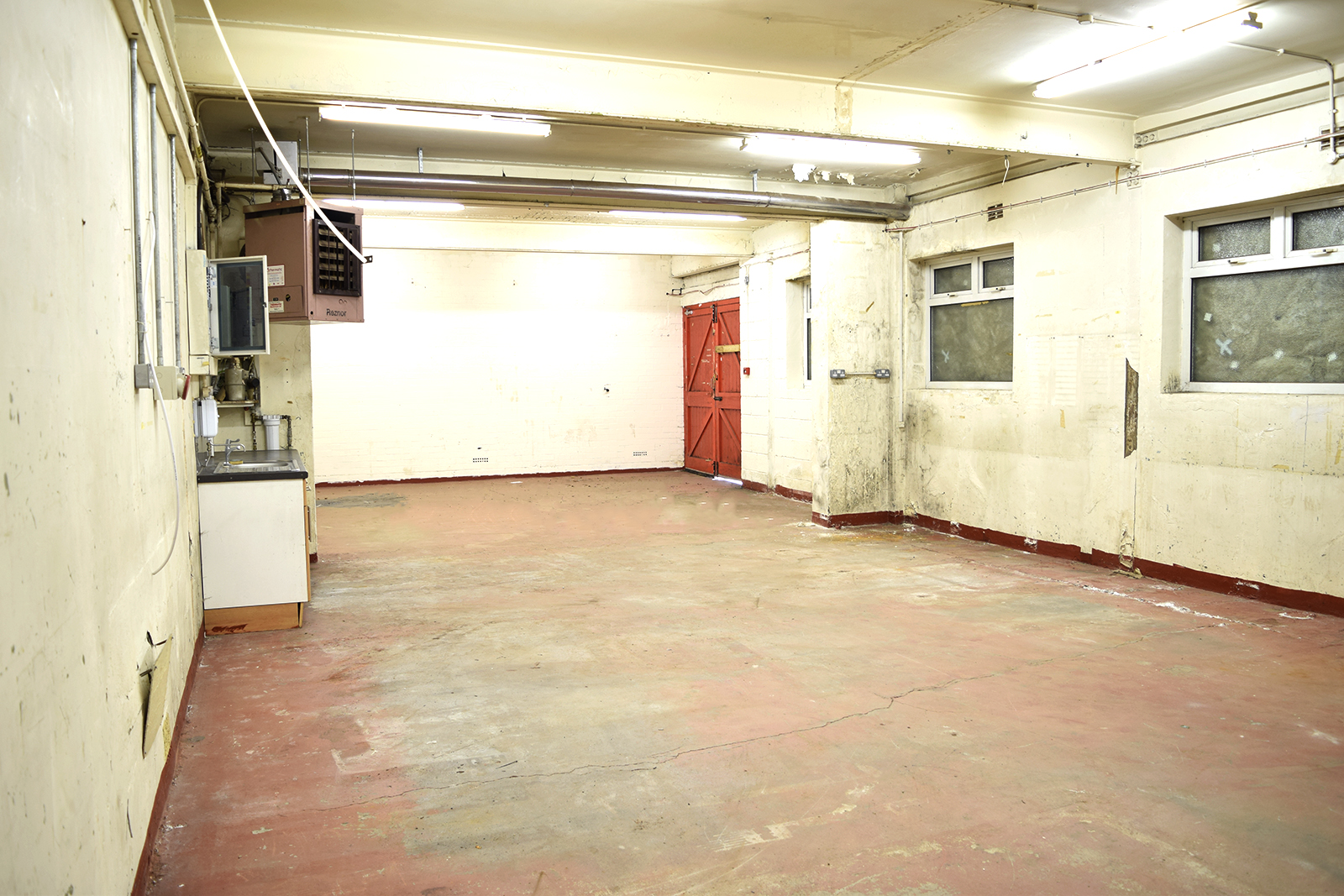 Industrial Unit in Accrington - photo 4