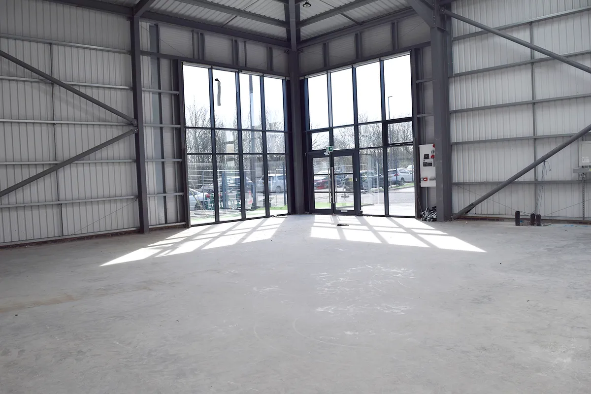 Industrial Unit in Blackburn - photo 2