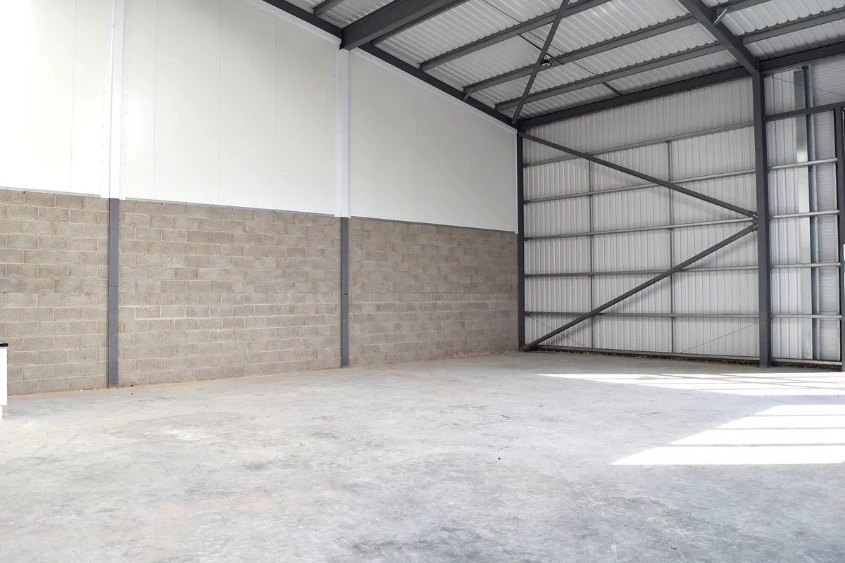 Industrial Unit in Blackburn - photo 4