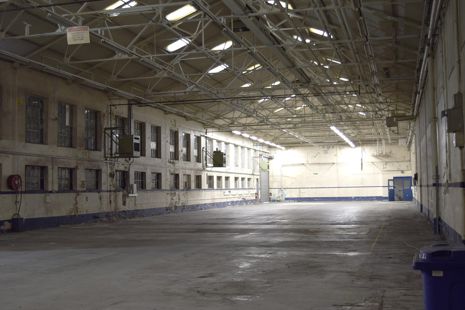 Industrial Unit in Blackburn - photo 2