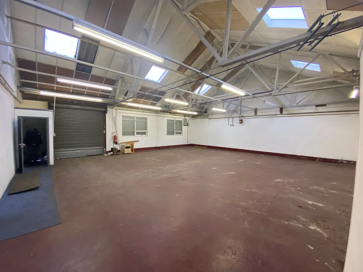 Industrial Unit in Blackburn - photo 4