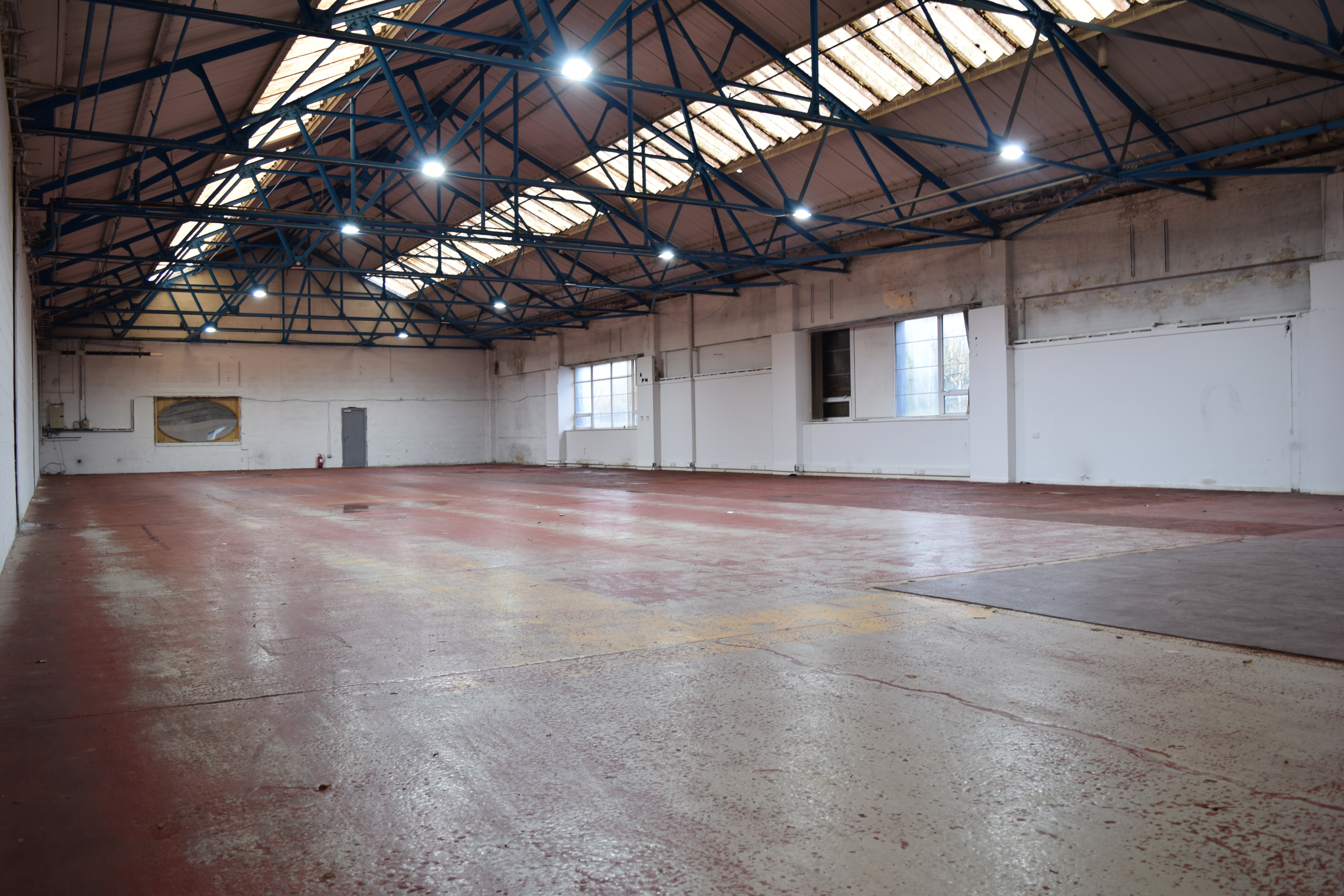 Industrial Unit in Blackburn - photo 4