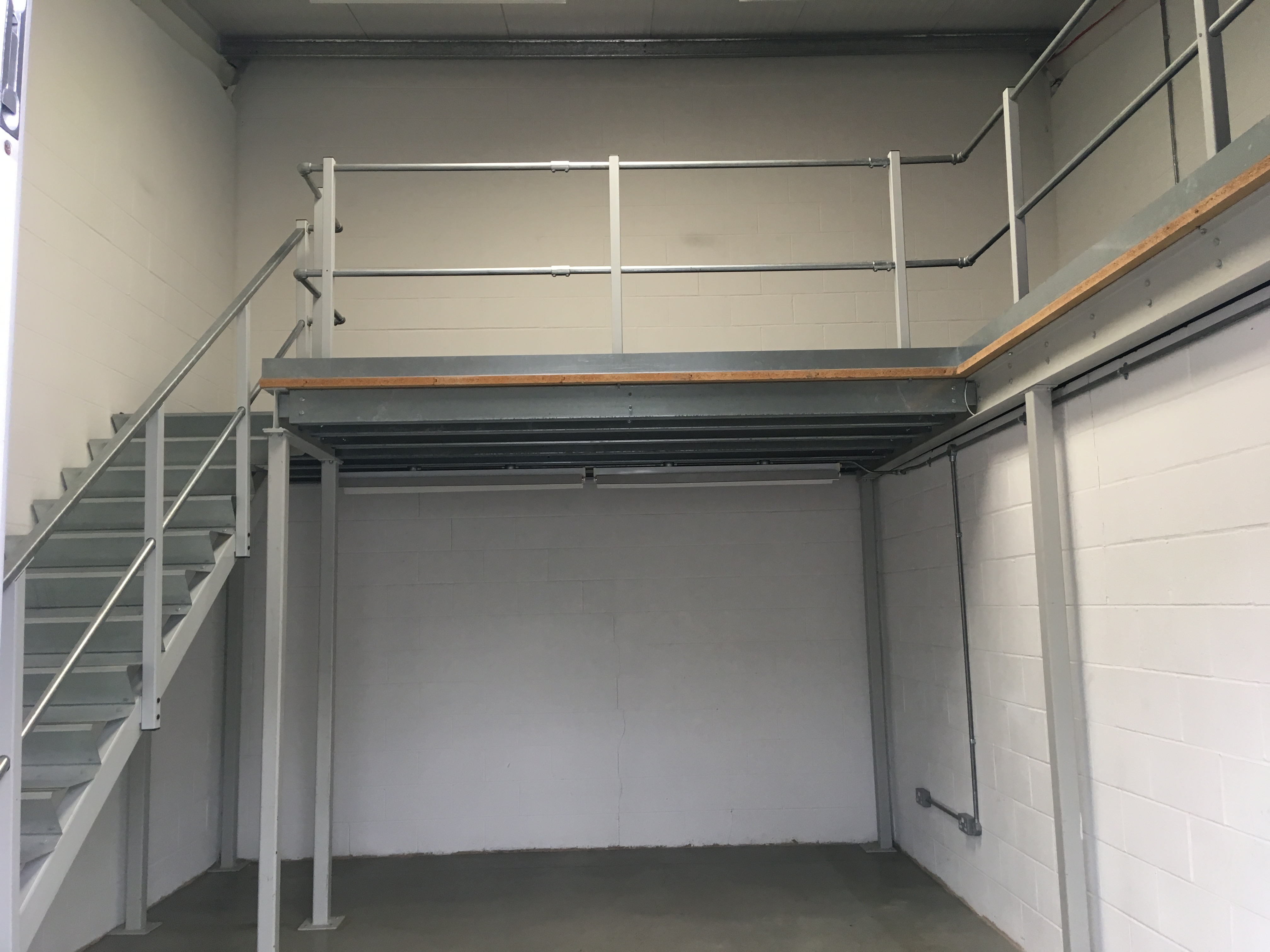 Industrial Unit in Aylesbury - photo 3