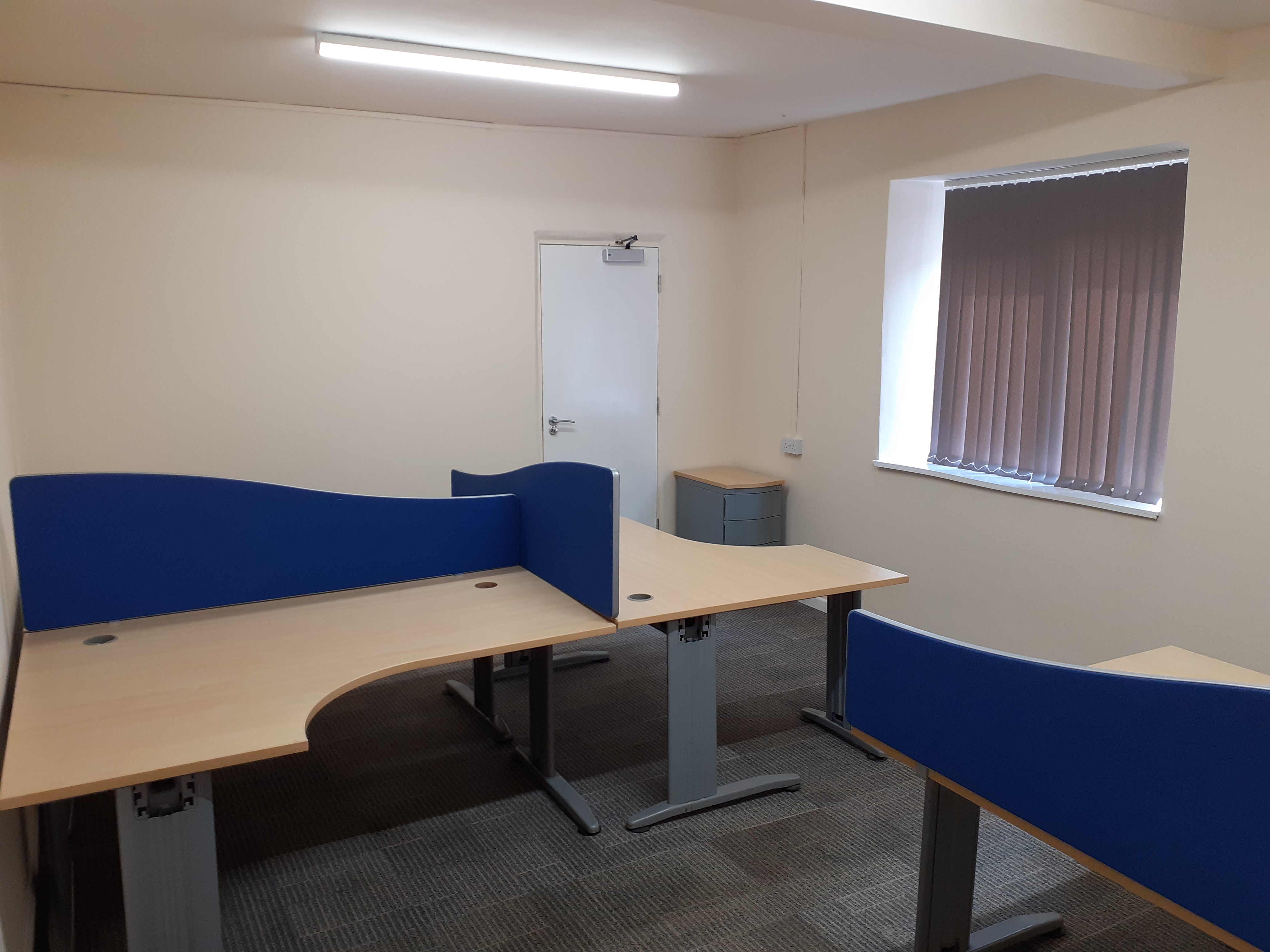 Office in Ramsey, Cambridgeshire - photo 2