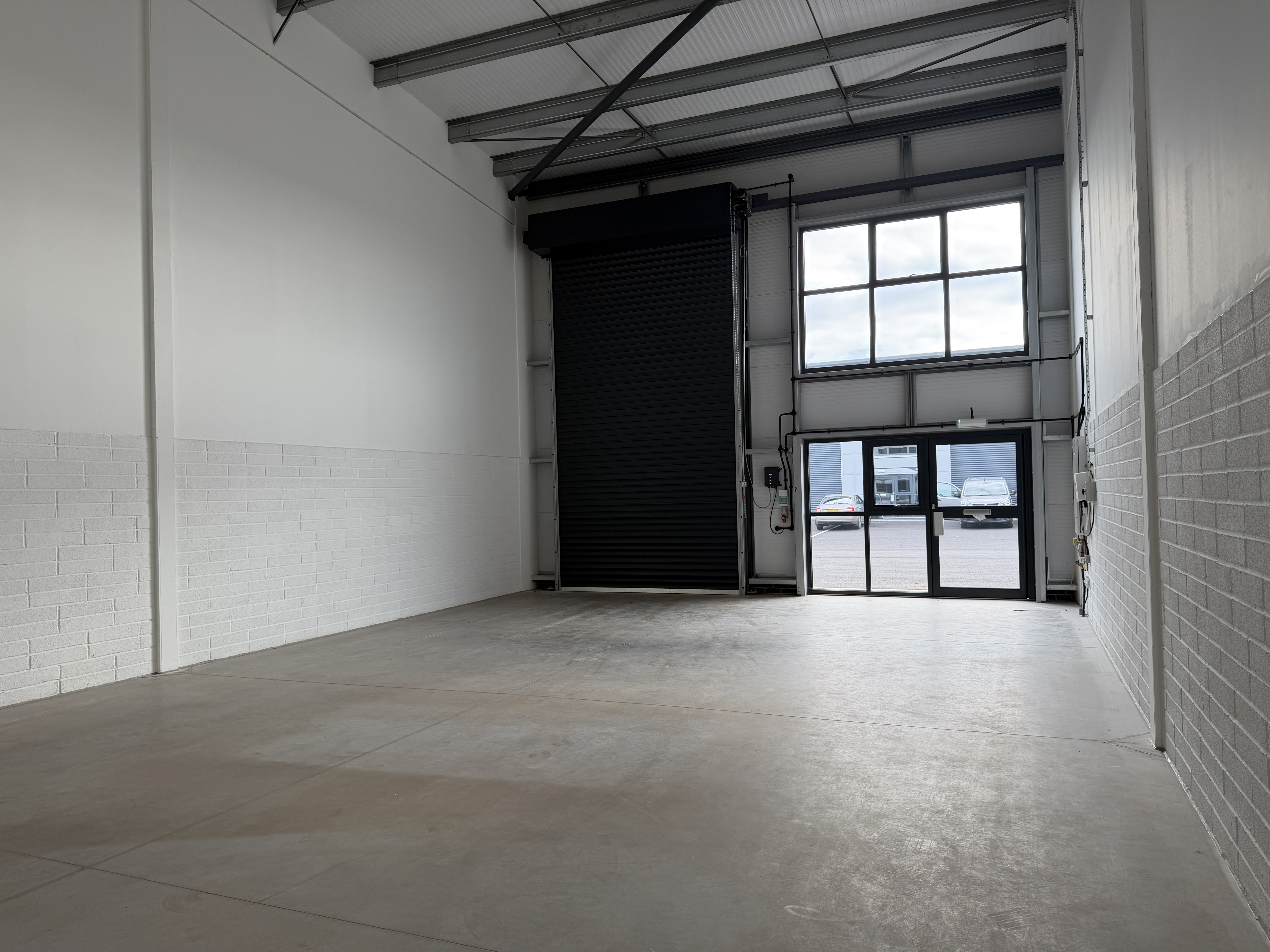 Industrial Unit in Clyst Honiton - photo 3