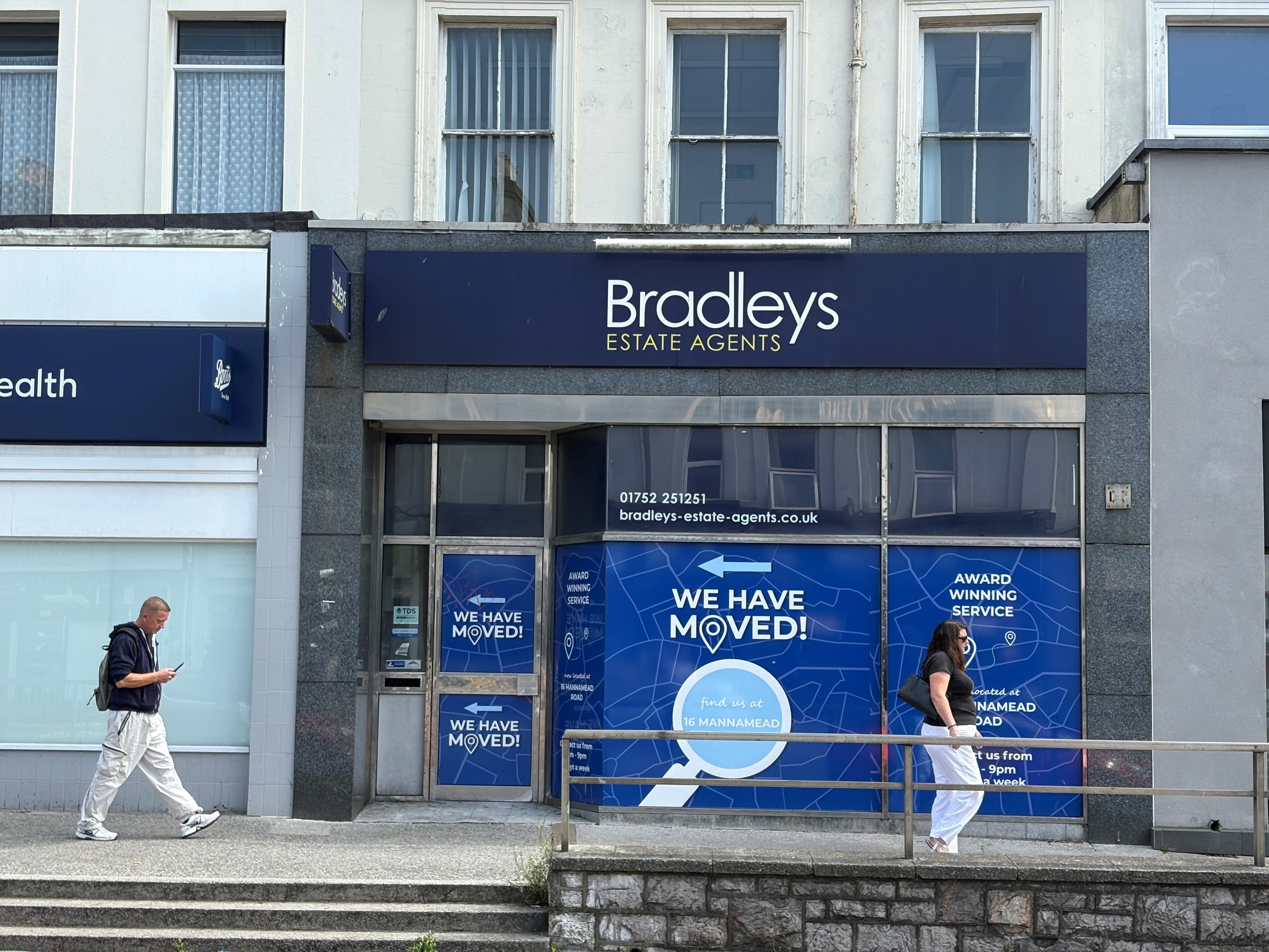 Retail/Shop in Plymouth - photo 2