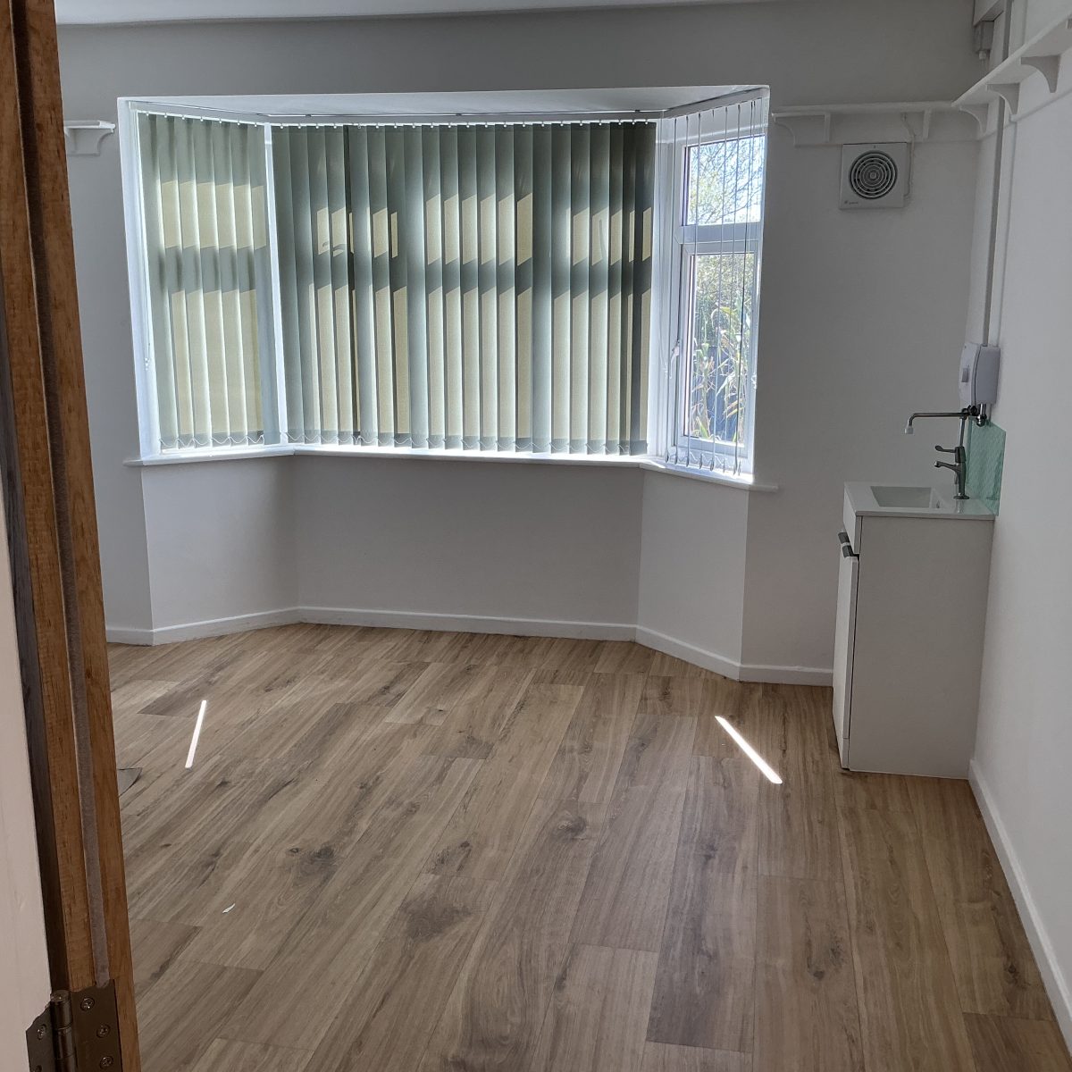 Retail/Shop in Peterborough - photo 3