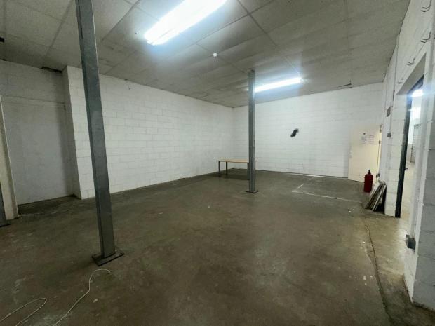 Industrial Unit in Greenford - photo 3