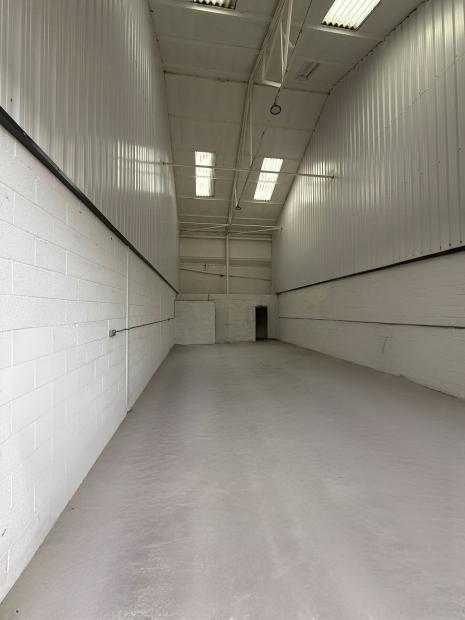 Industrial Unit in Cannock - photo 2