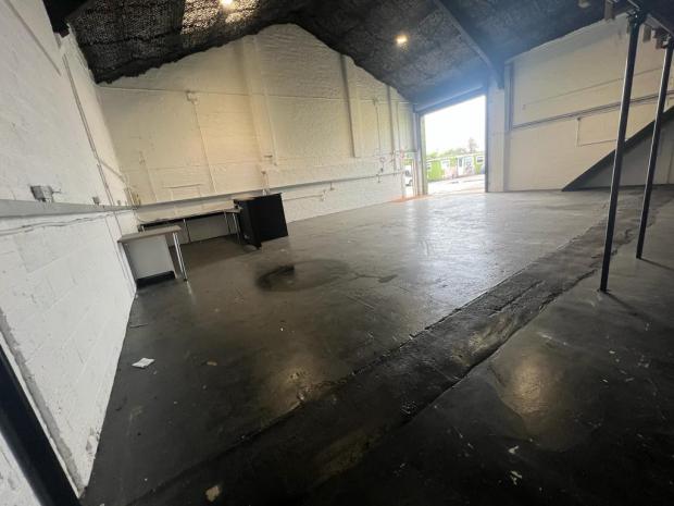 Industrial Unit in Aylesbury - photo 3