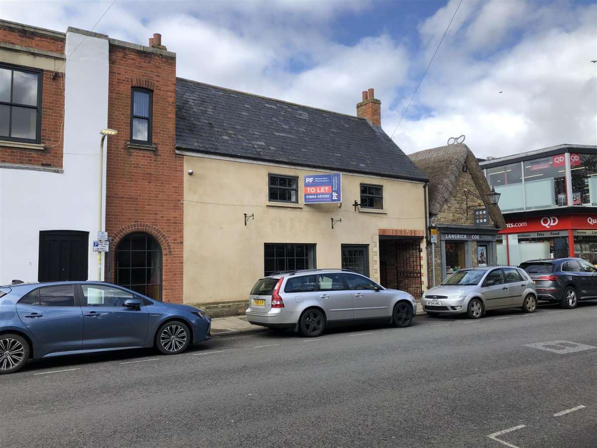 Commercial Property in Oakham