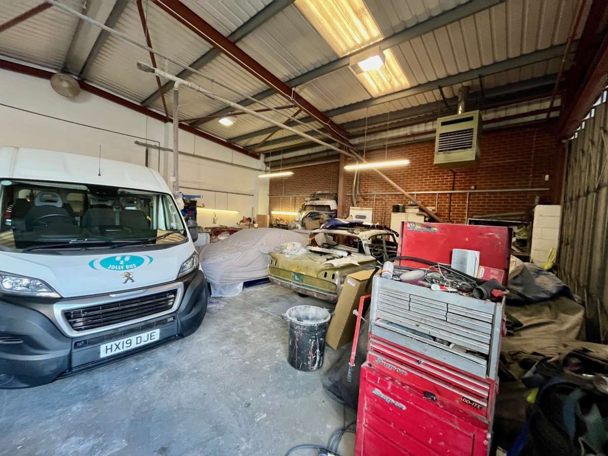 Industrial Unit in Gosport - photo 3