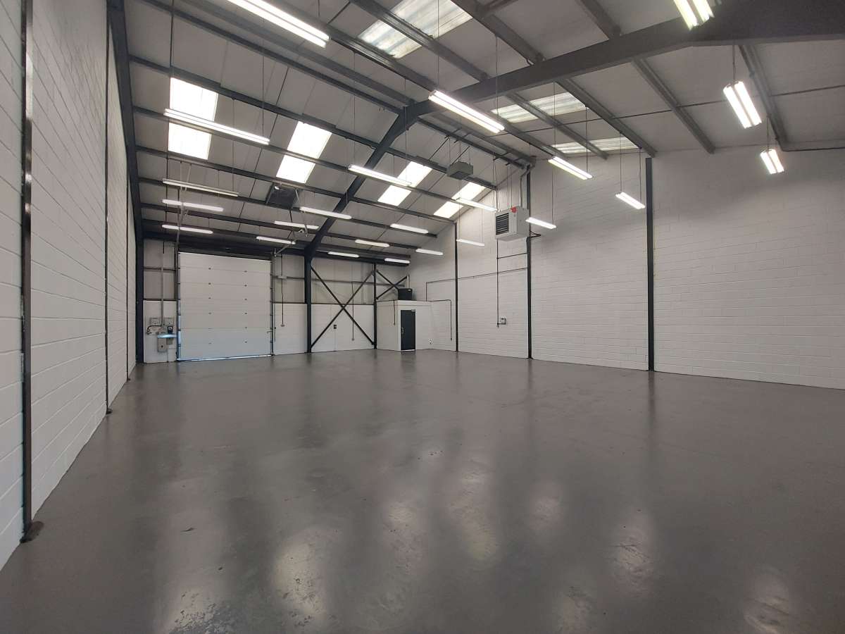 Industrial Unit in Kilmarnock - photo 2