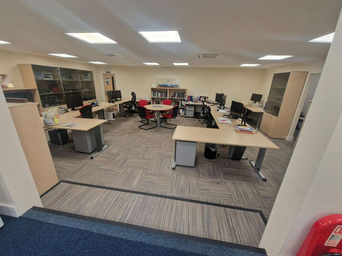 Industrial Unit in Havant - photo 3