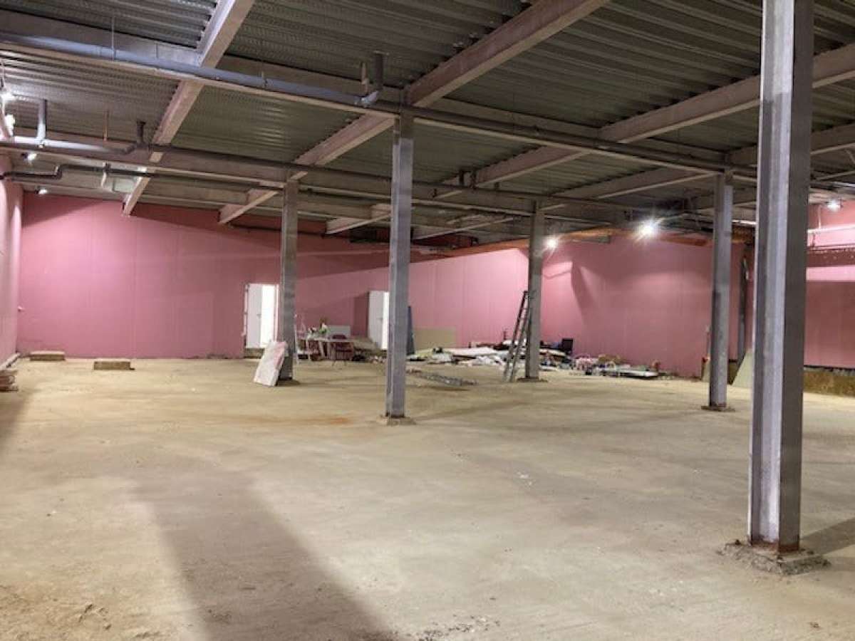 Retail/Shop in Camberley - photo 2