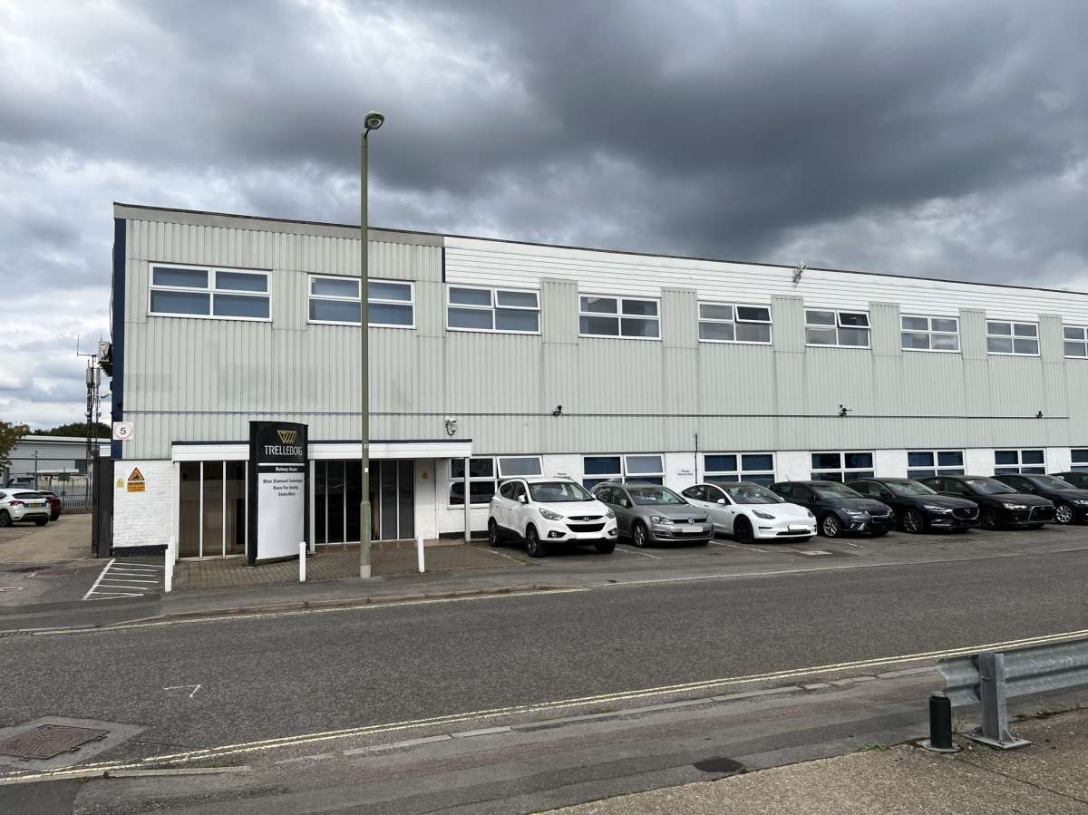 Industrial in Chandlers Ford