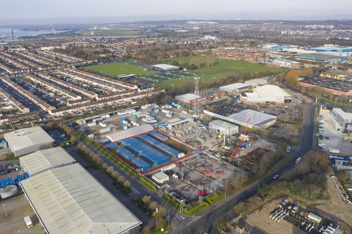Industrial Unit in Portsmouth - photo 2