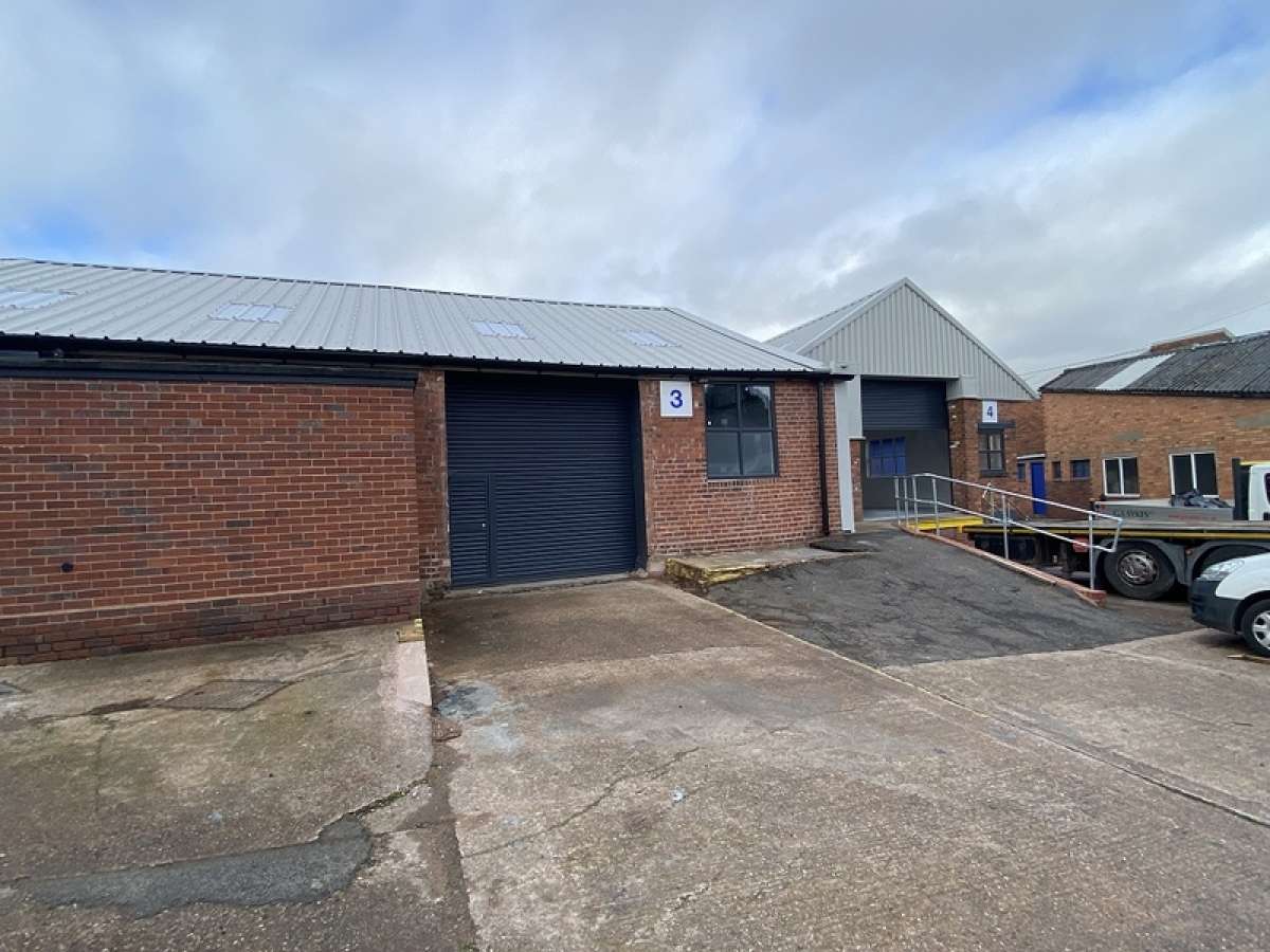 Industrial in Brierley Hill