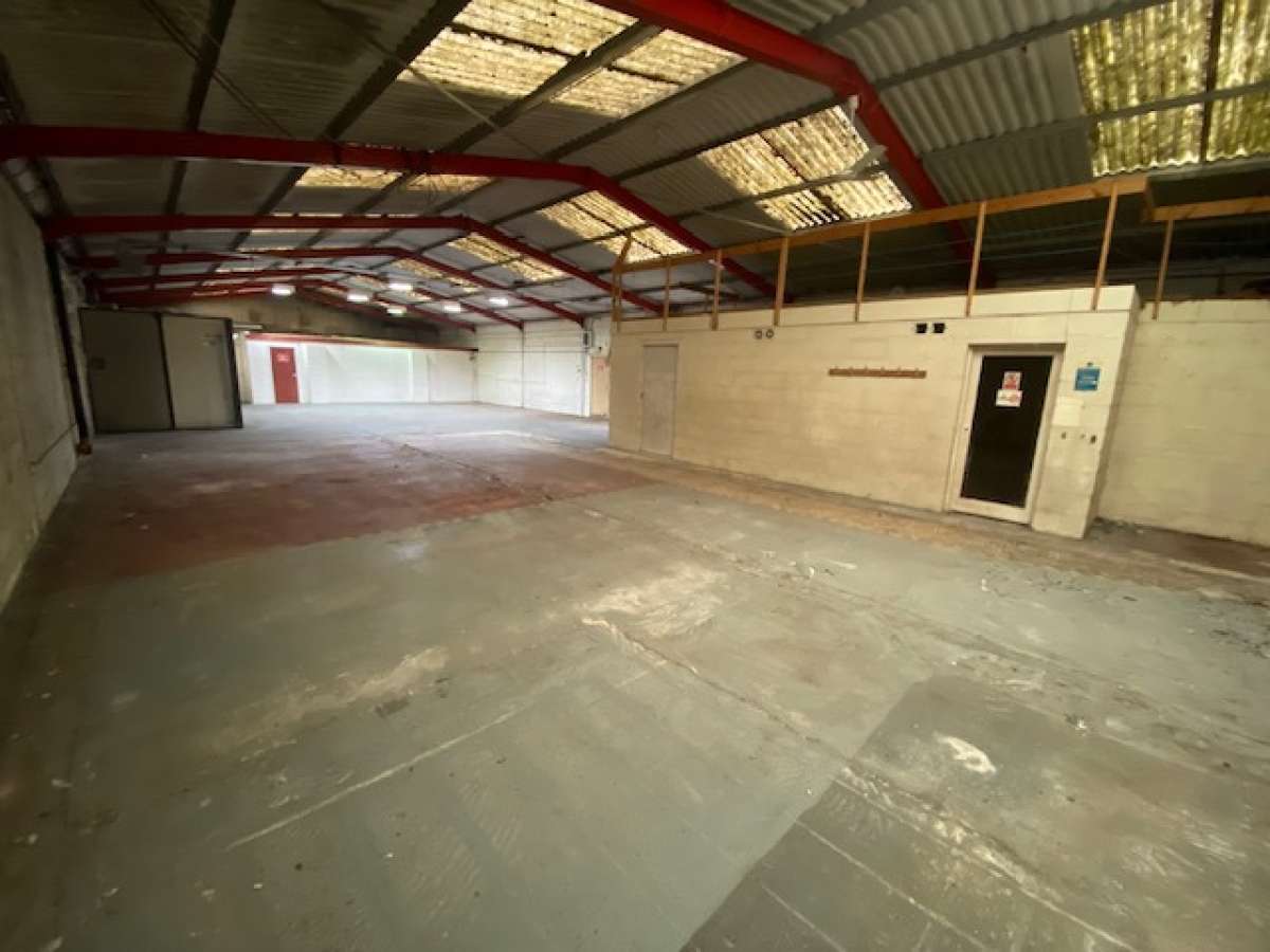 Industrial Unit in Huntingdon - photo 3