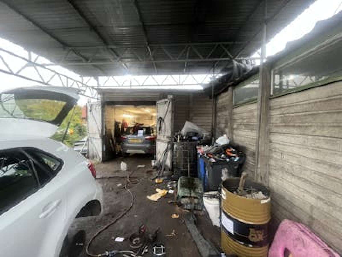 Industrial Unit in Green Street Green - photo 2