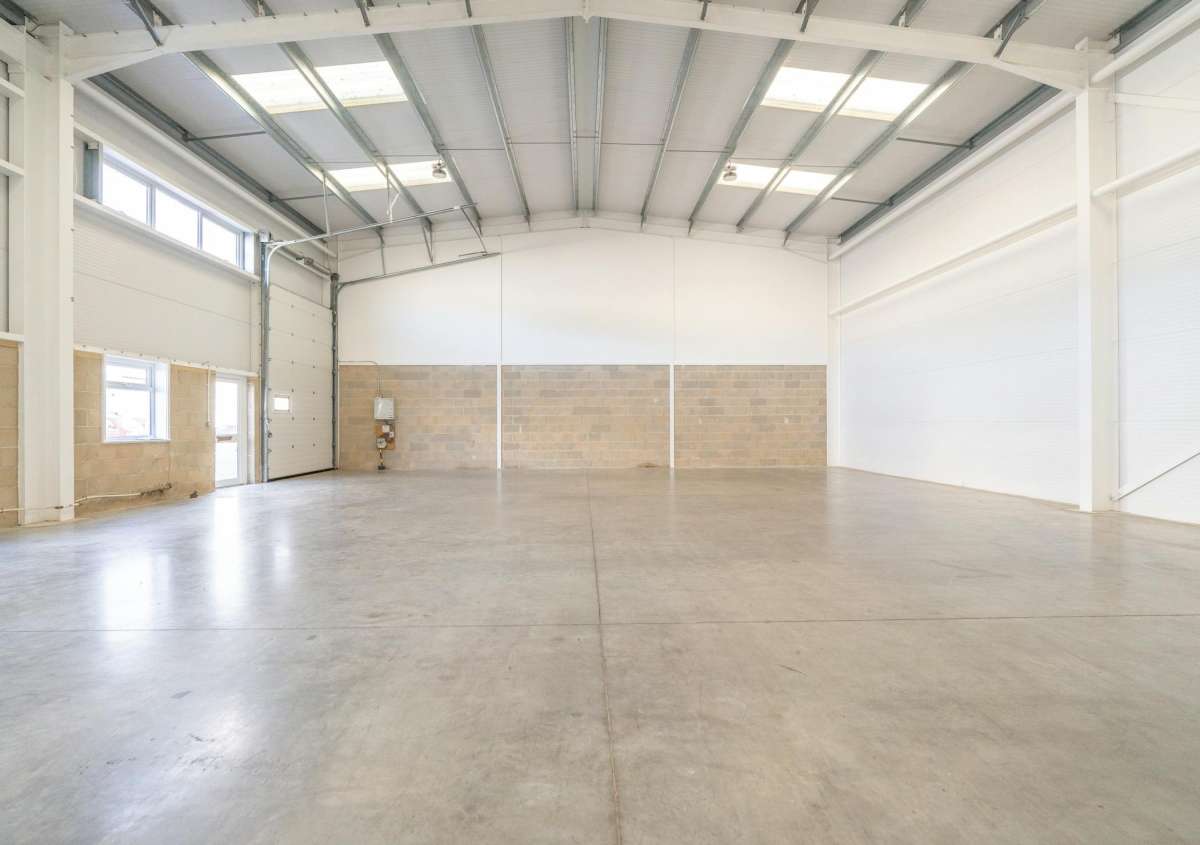 Industrial Unit in Havant - photo 3