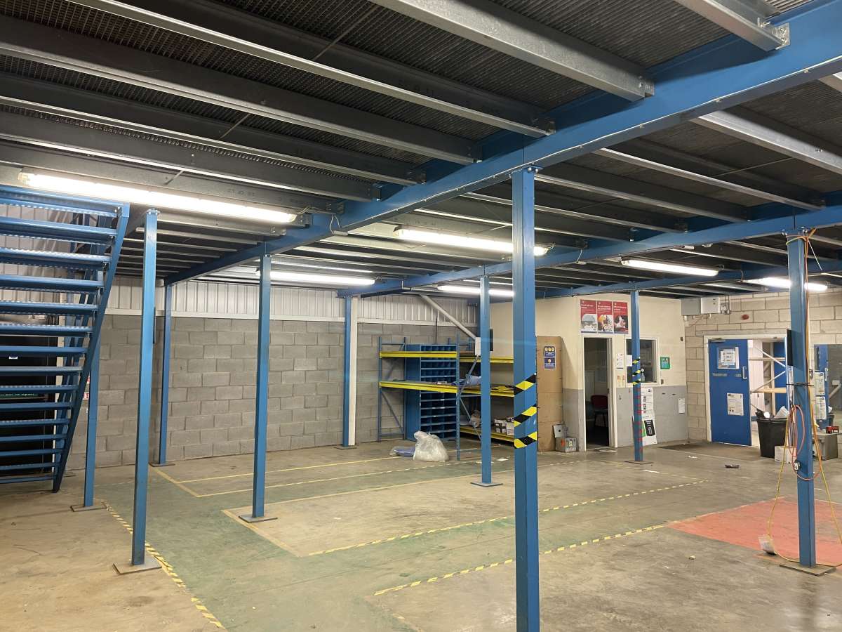 Industrial Unit in Lincoln - photo 4