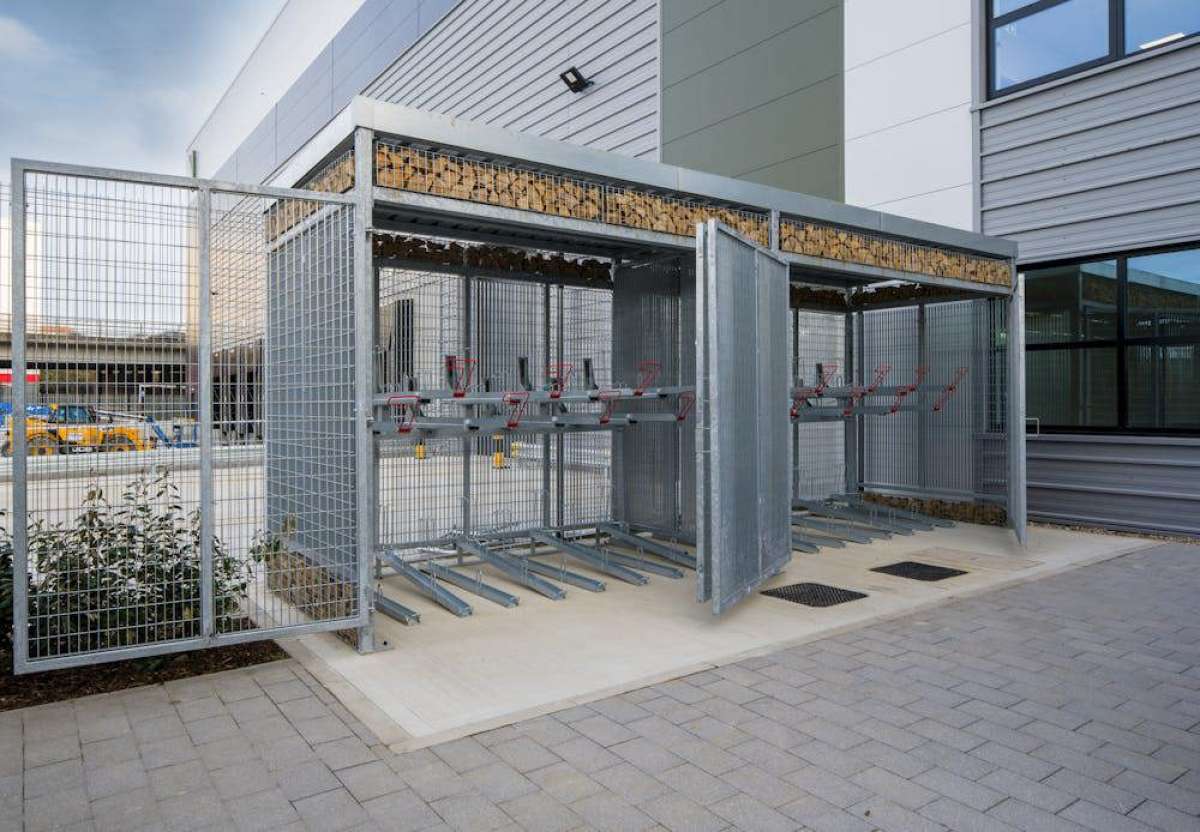 Industrial Unit in Barking - photo 4