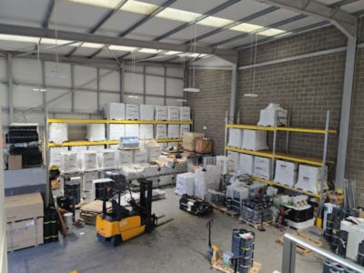 Industrial Unit in Portsmouth - photo 3