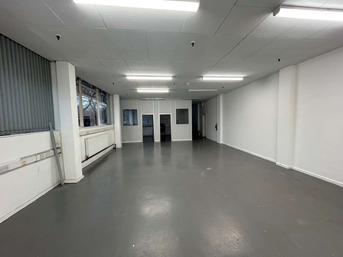 Industrial Unit in Leicester - photo 4