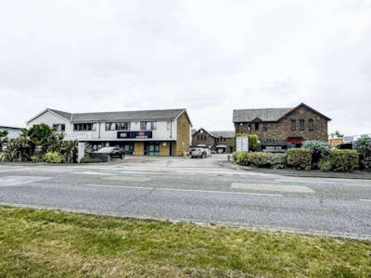 Industrial Unit in Southampton - photo 4