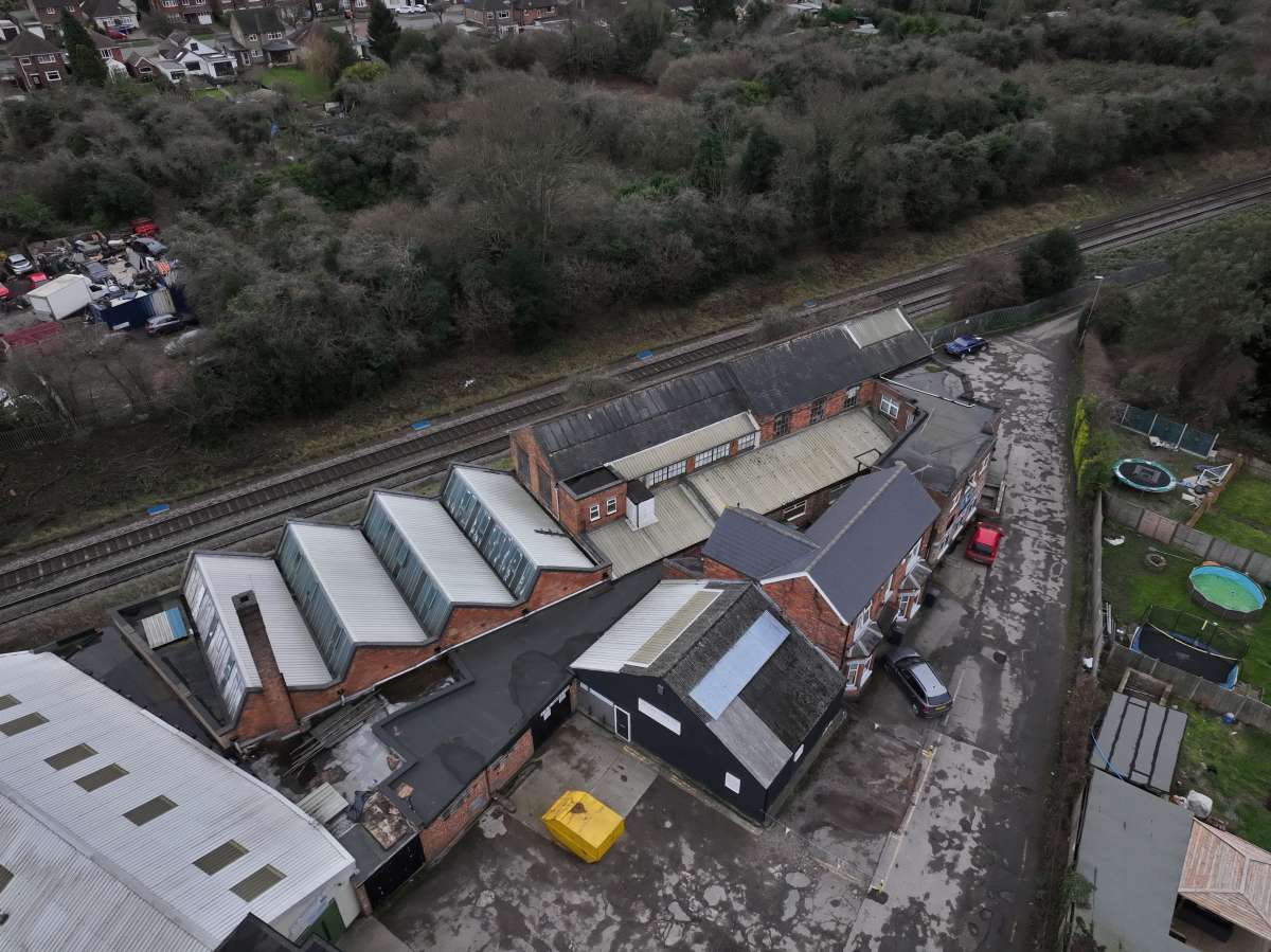 Industrial in Hinckley