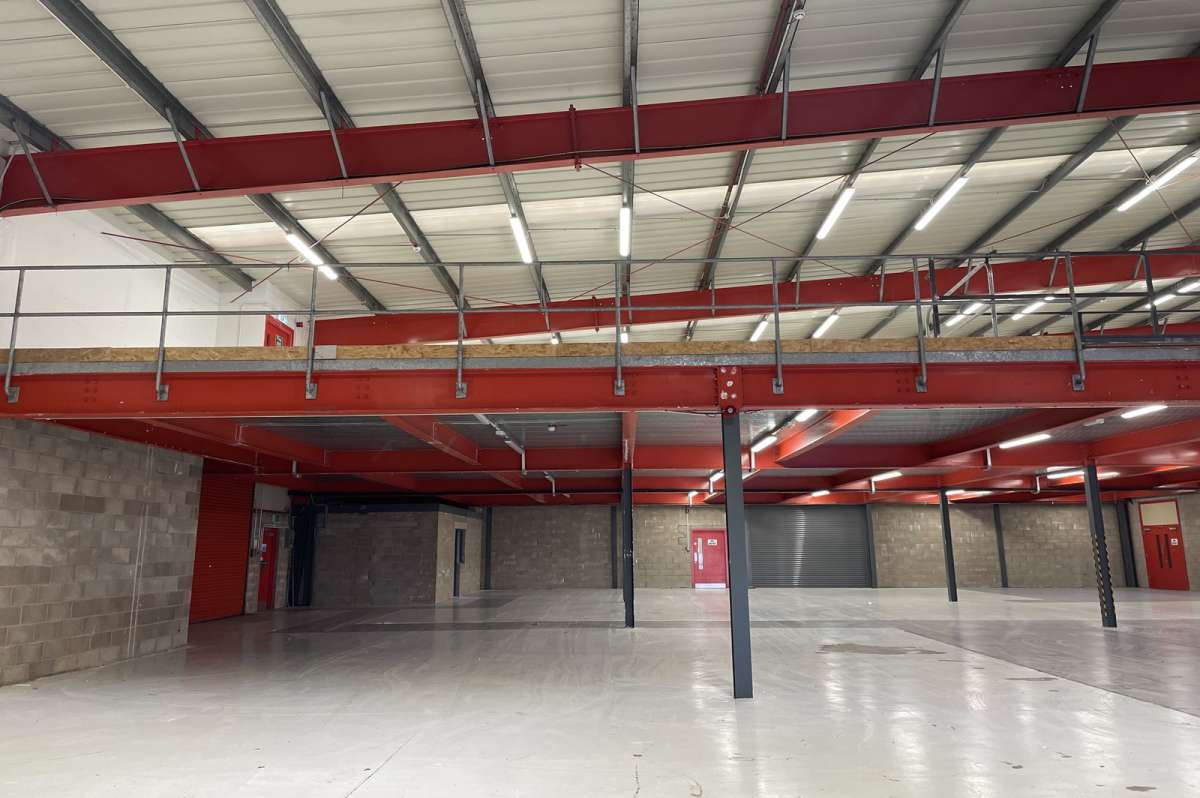 Industrial Unit in Lisburn - photo 3