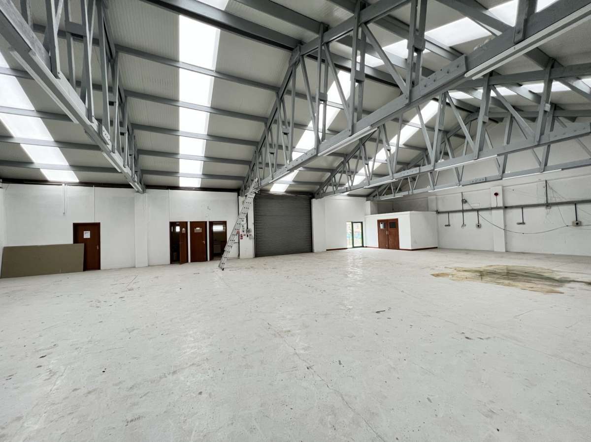 Industrial Unit in Great Yarmouth - photo 3