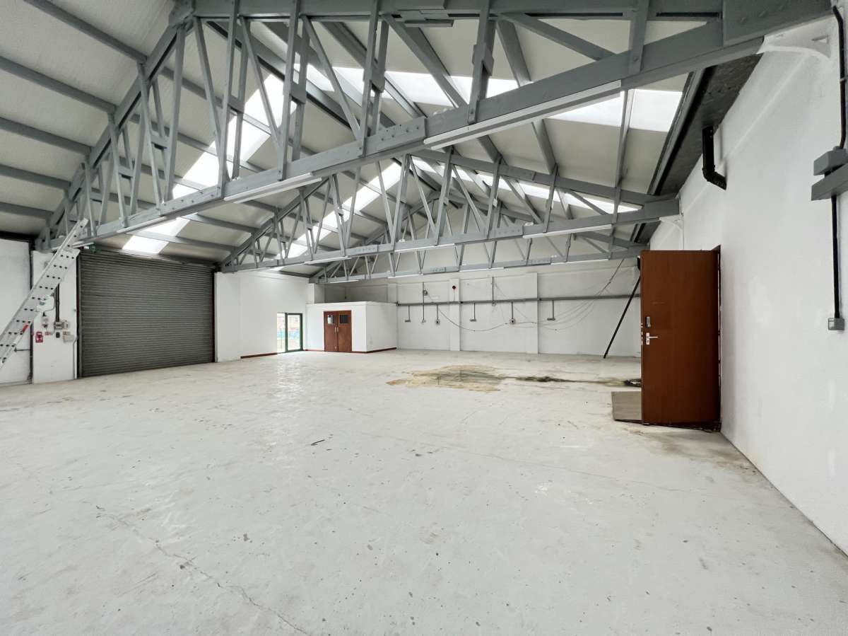 Industrial Unit in Great Yarmouth - photo 4