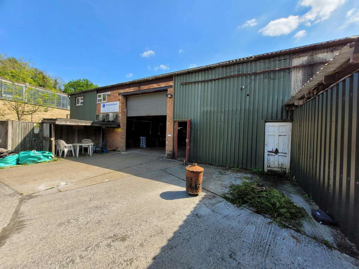 Industrial Unit in Tonbridge - photo 2