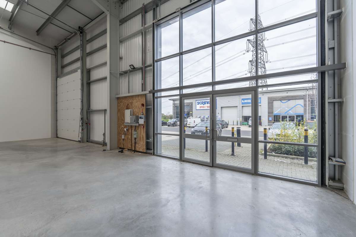 Industrial Unit in Billingshurst - photo 2