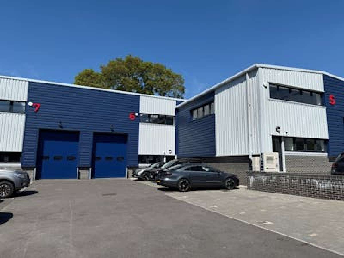 Industrial in Romsey