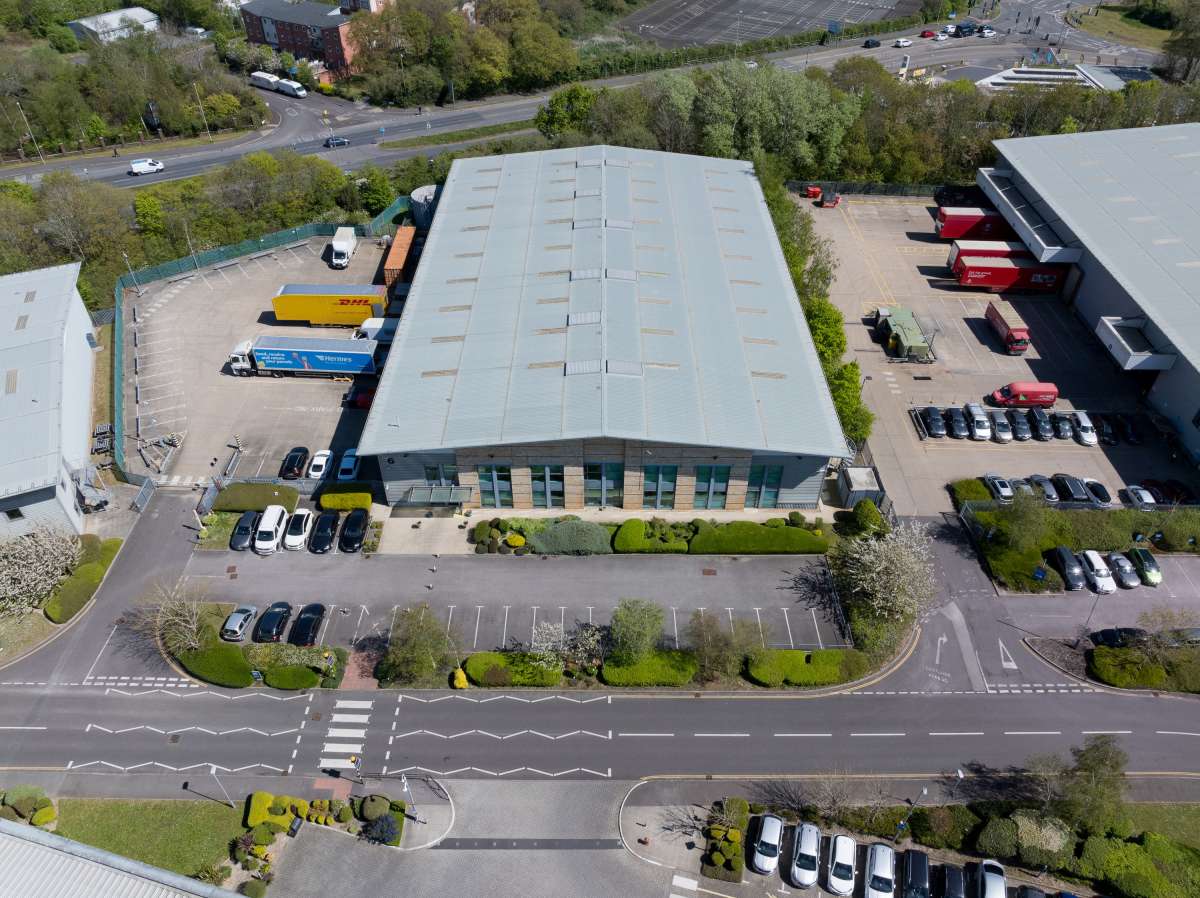 Industrial Unit in Fareham - photo 4
